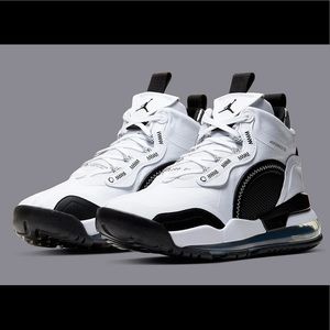 Jordan Aerospace 720 orca new size 9.5